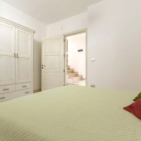 Loran By Perle Di Puglia * Parabita